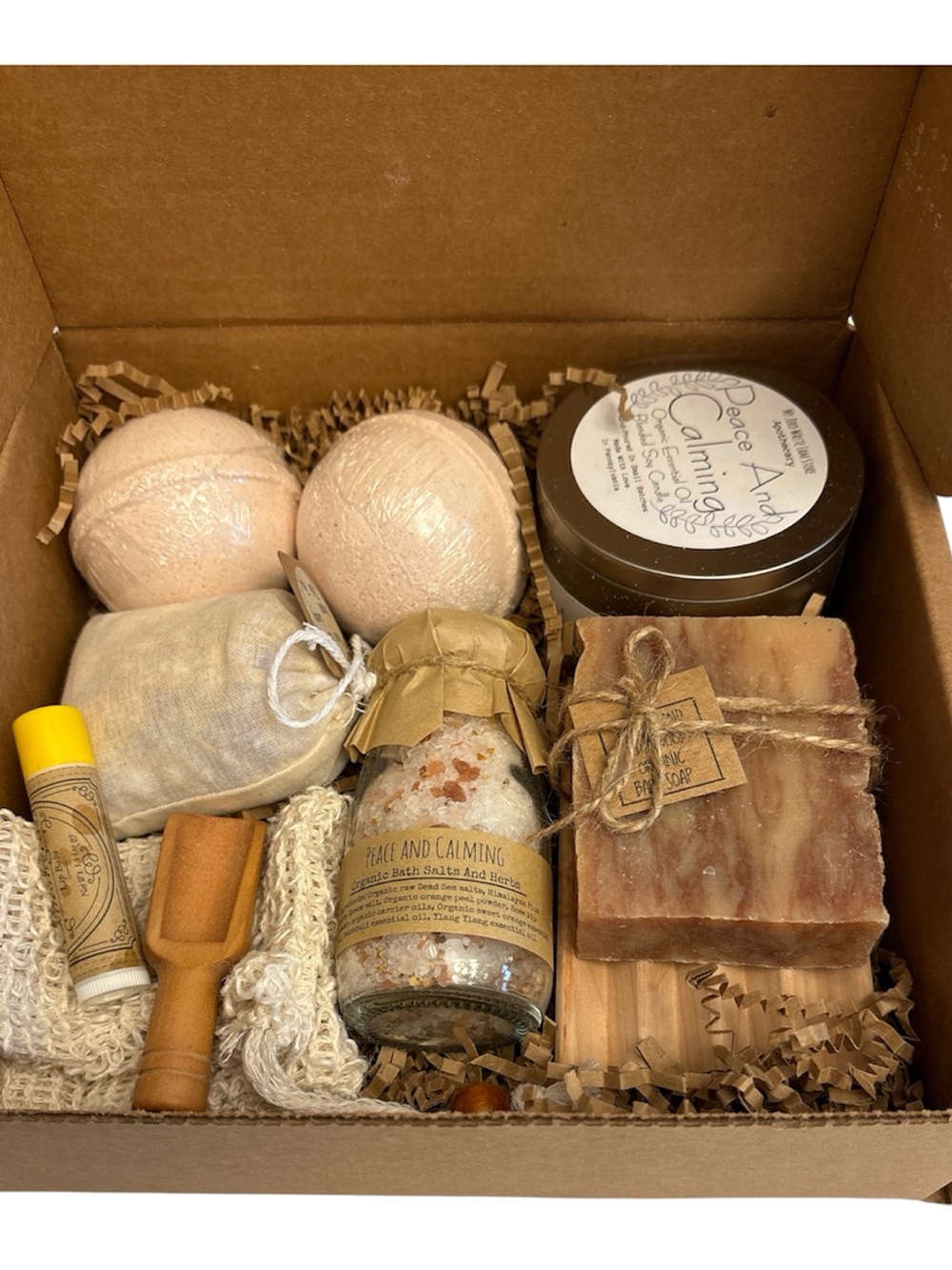 Peace and Calming Bath Gift Set assorted items-candle, bath bombs, bath salt NIP
